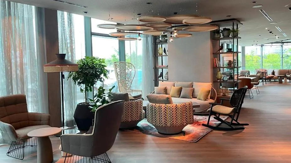 Motel One Wien-Donau City-1