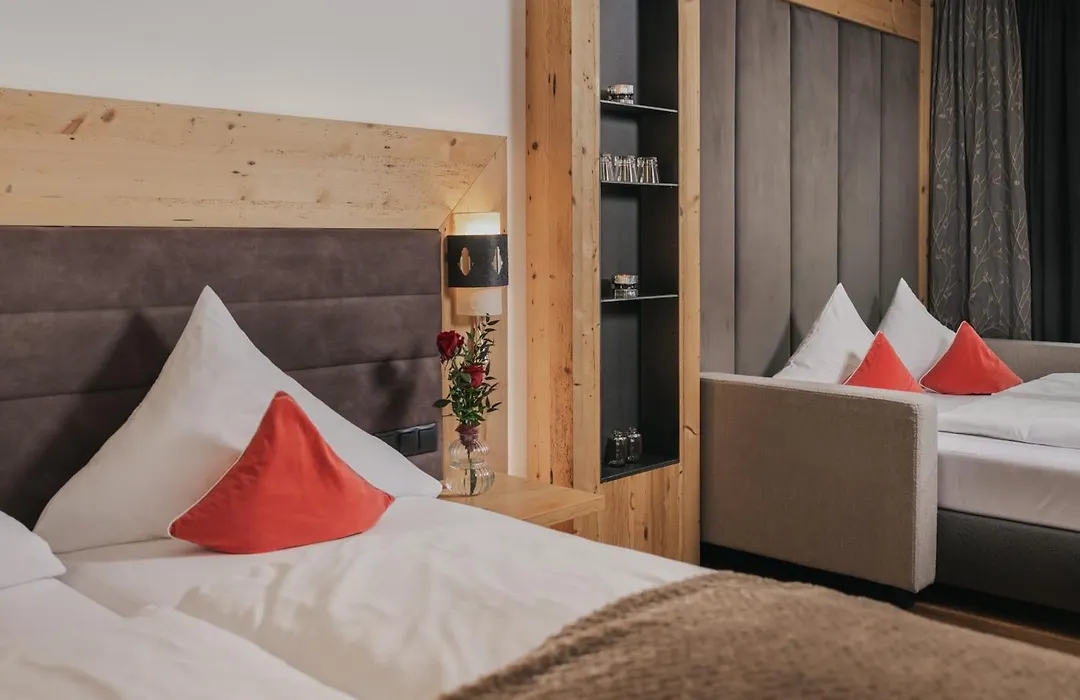 Hotel Ferienglück-1