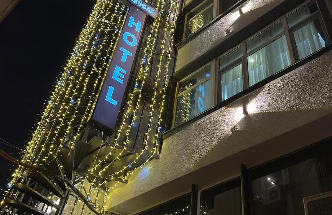 Ueskuedar Otel-1