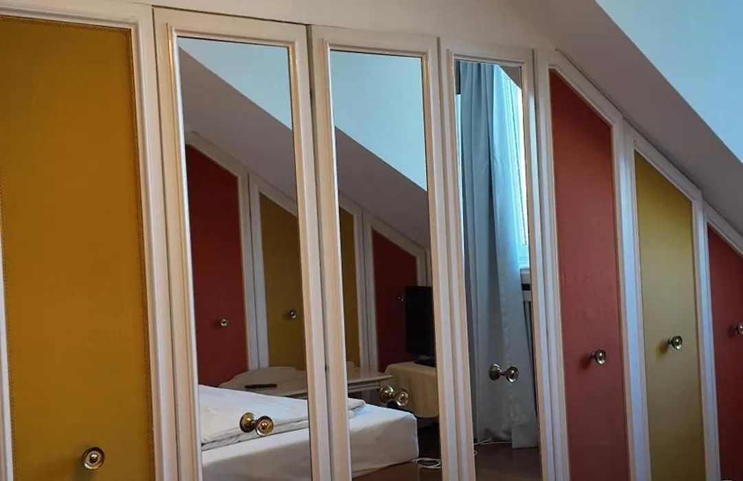 Hotel Aurbacher Hof GmbH-1