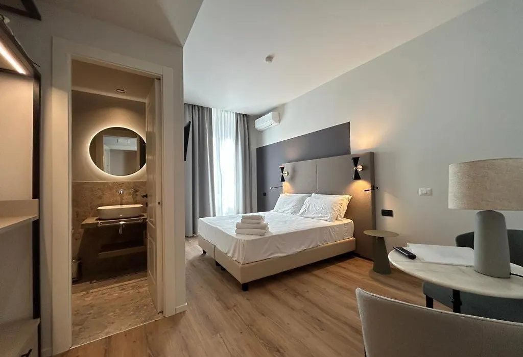 Hotel Porta Pia-1