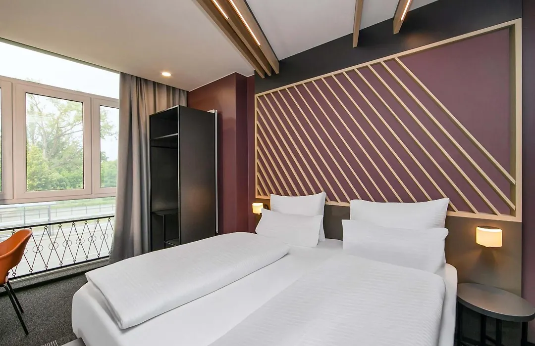 IBB Hotel Berlin-Airport-1