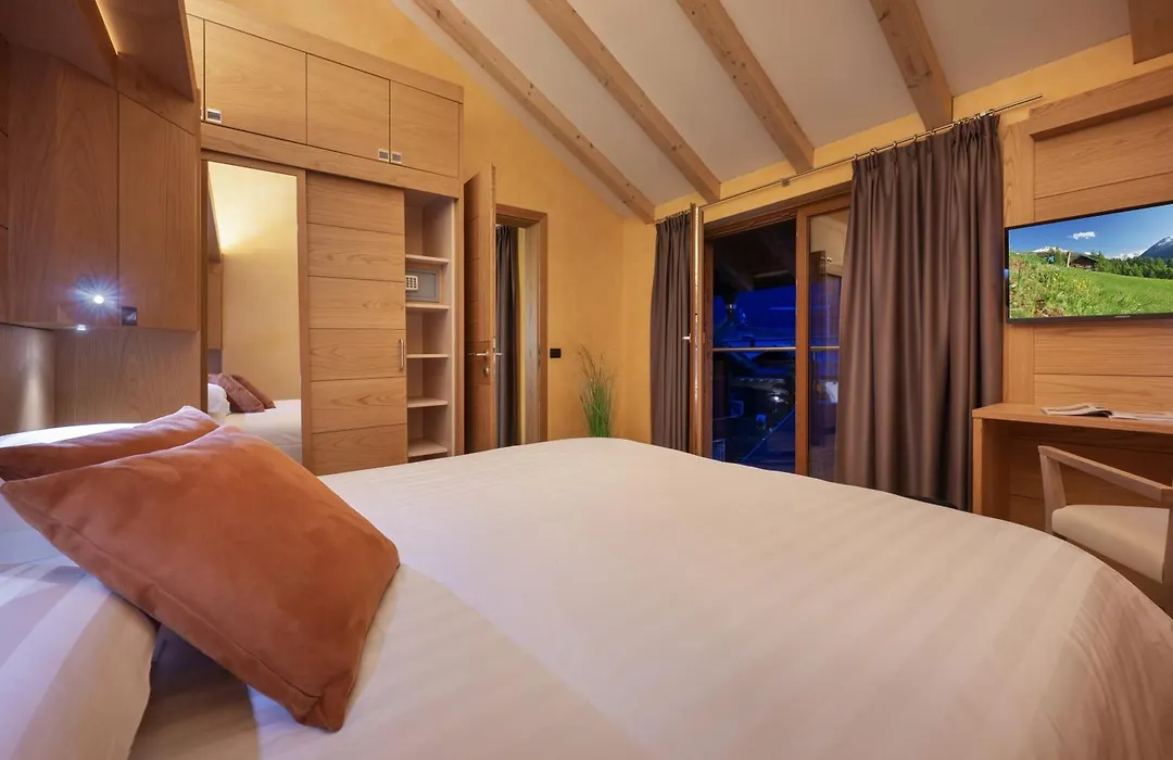 Mota Hotel-1