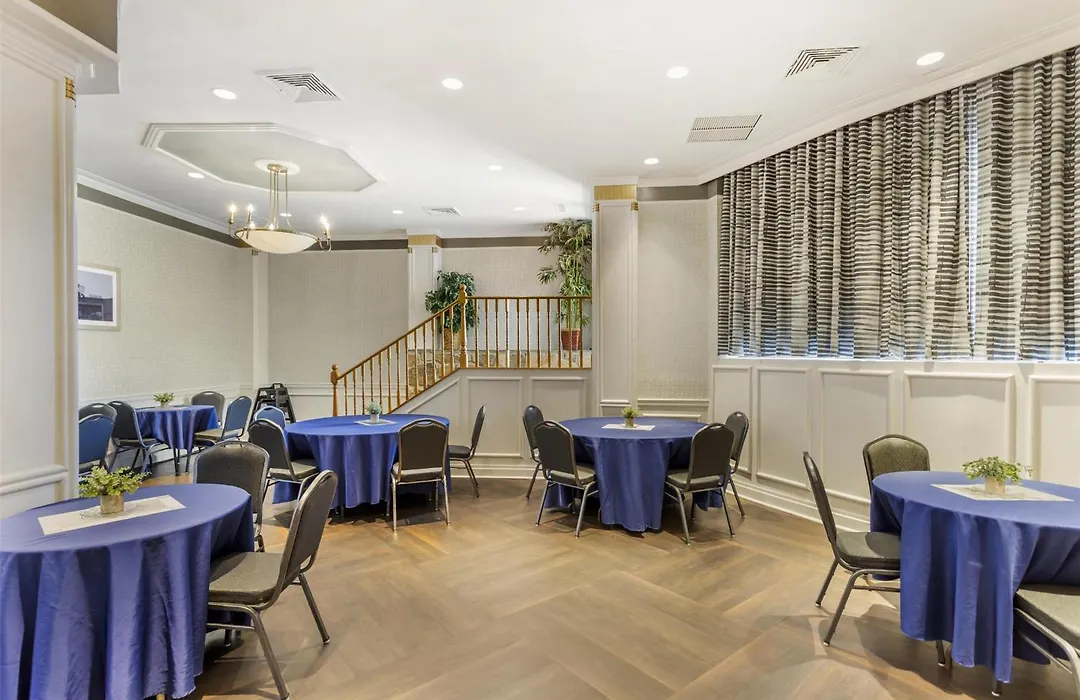 Best Western Queens Gold Coast-1