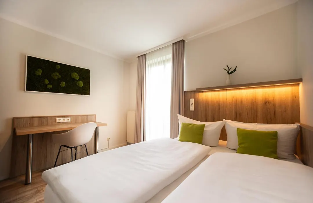 Hotel Perlach Allee By Blattl-1