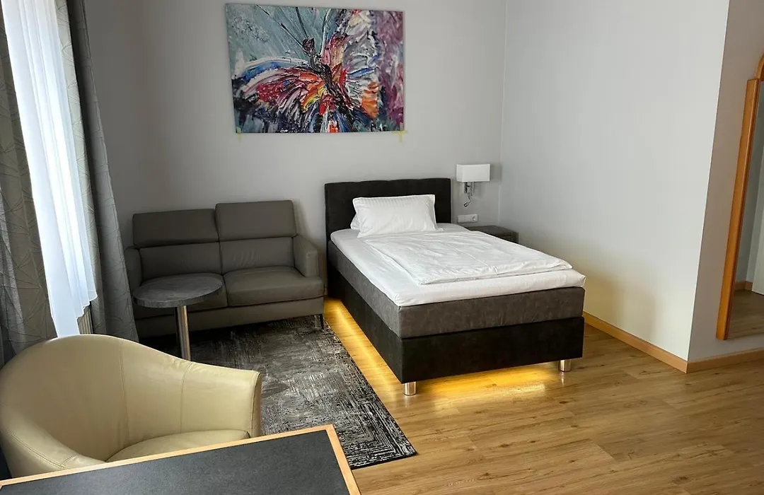 Apartment Hotel KRAL - BUSINESS HOTEL&SERVICED APARTMENTS-1