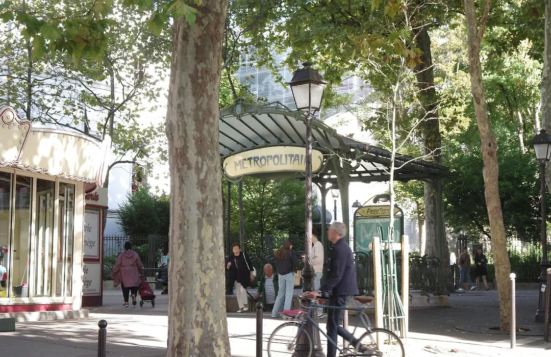 Hotel Regyn'S Montmartre-1