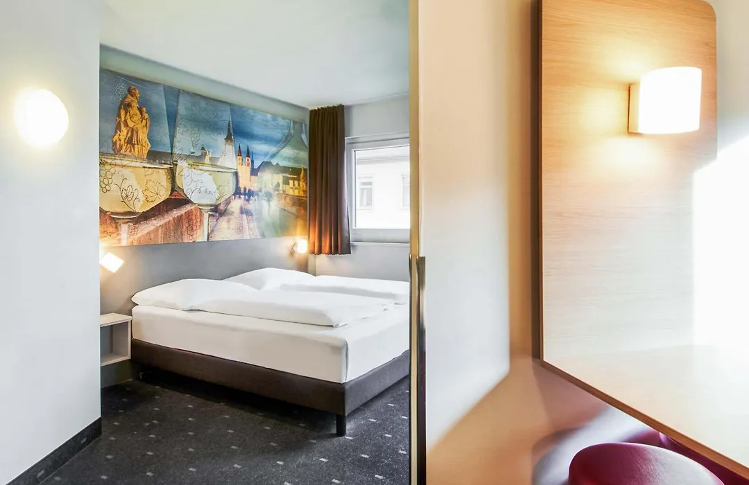 B&B Hotel Würzburg-City-1