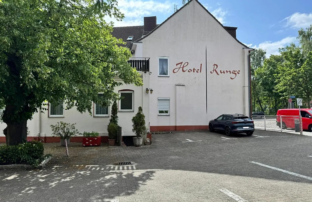 Hotel Runge 24 7 Check In&Free Parking-1