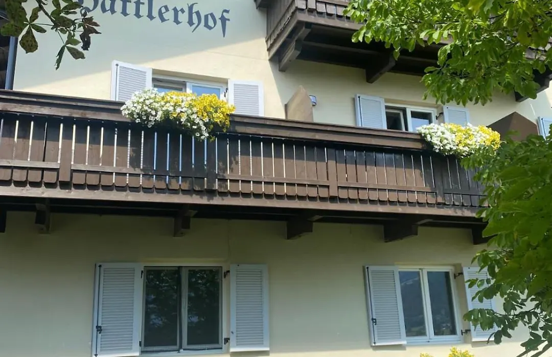 Garni Hattlerhof B&B-1