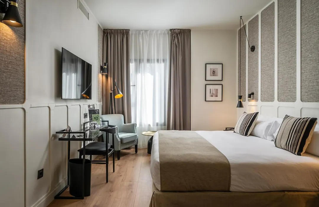Hotel Barcelona Catedral 4 Sup-1