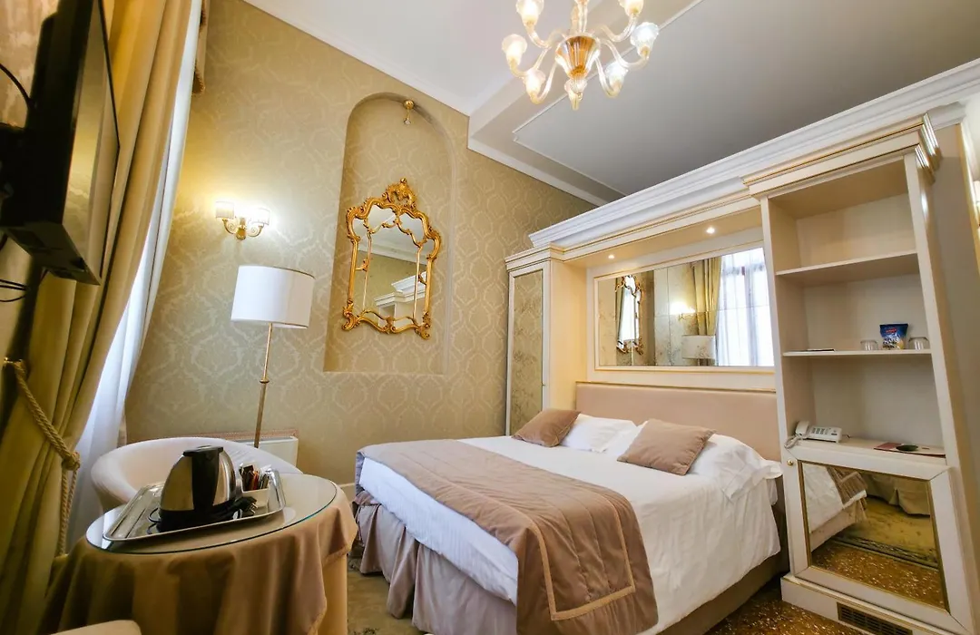 Hotel Al Duca Di Venezia-1