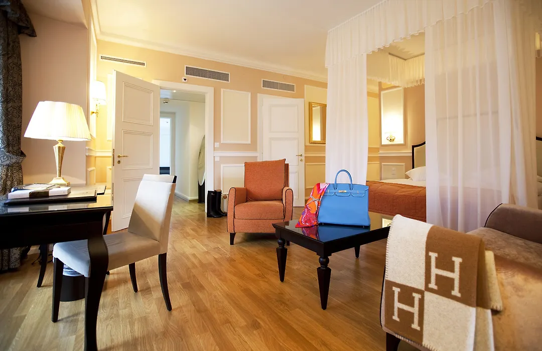 Chateau D'Ouchy-1