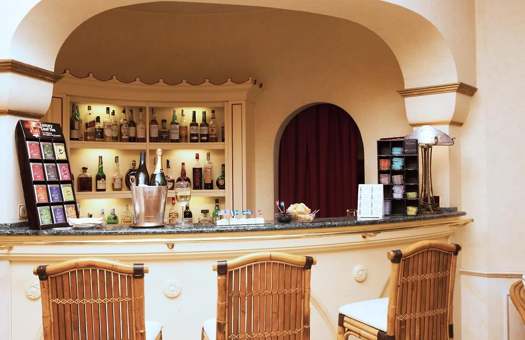 Hotel Milano Regency-1