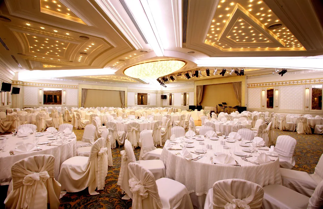 Dedeman Istanbul-1