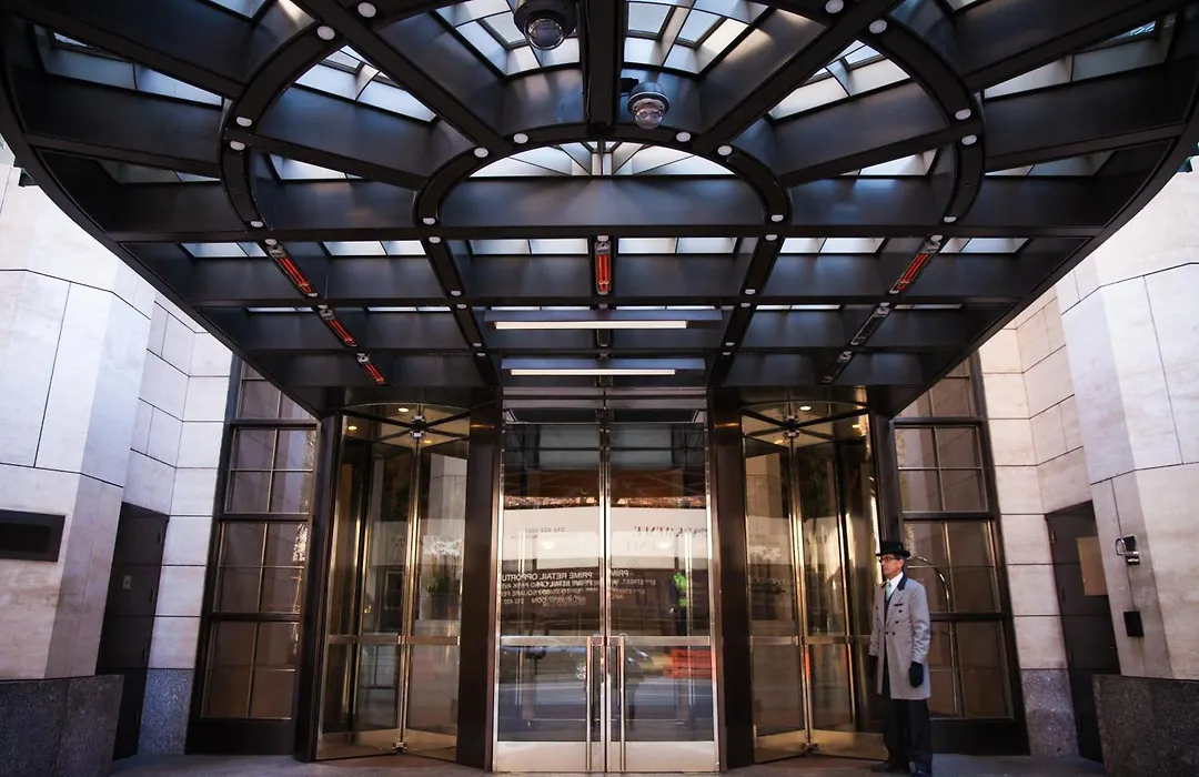 Four Seasons Hotel New York-1