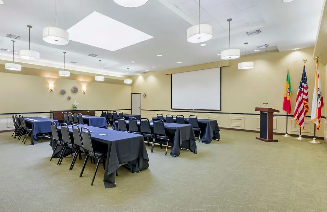 Best Western Canoga Park Motor Inn-1