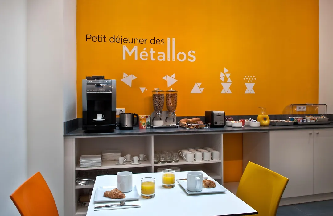 Hotel Des Metallos-1