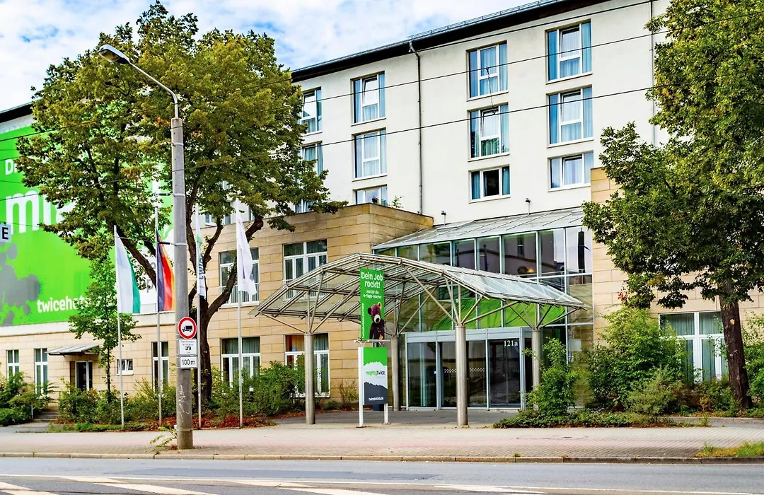 mightyTwice Hotel Dresden-1