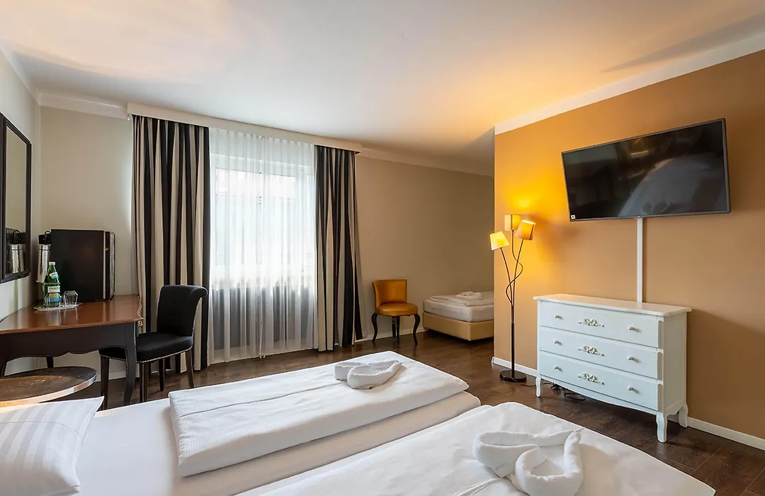 Hotel Calmo-1