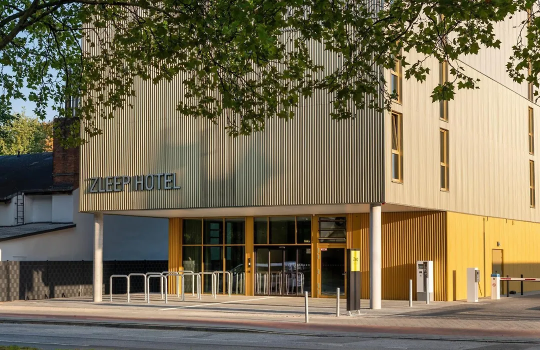 Zleep Hotel Hamburg Volkspark-1