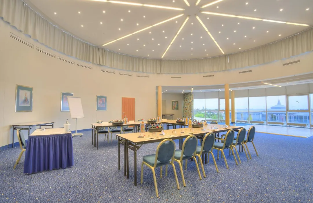 Achat Hotel Magdeburg-1