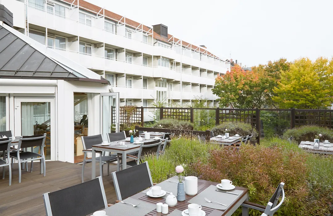 Living Hotel Nürnberg-1