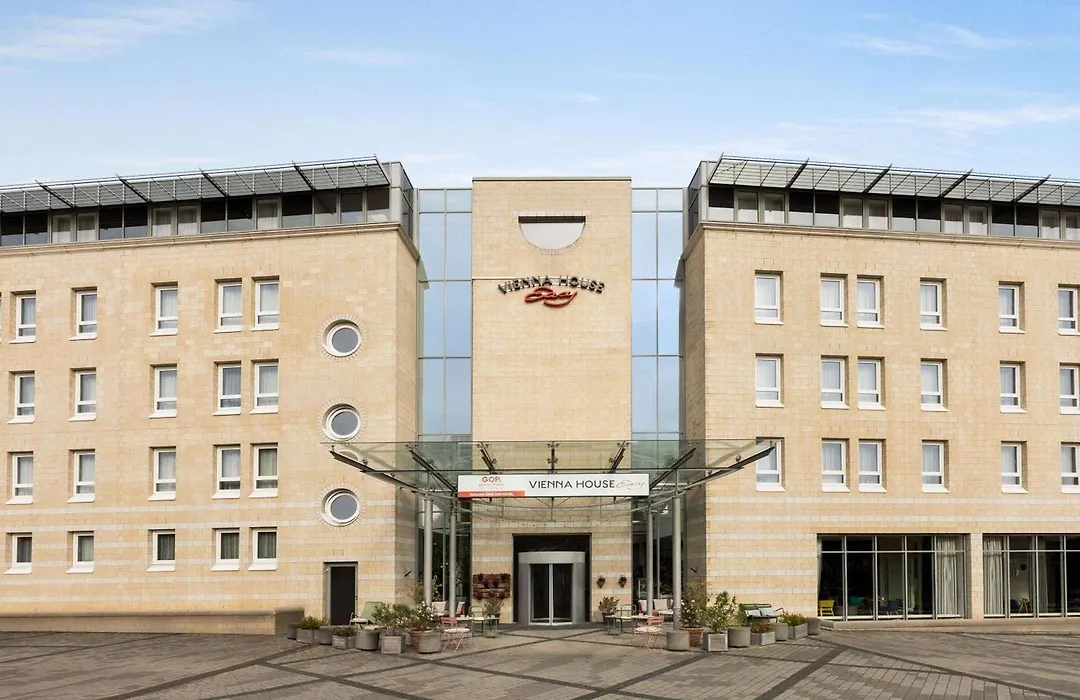 Vienna House Easy By Wyndham Bad Oeynhausen-1