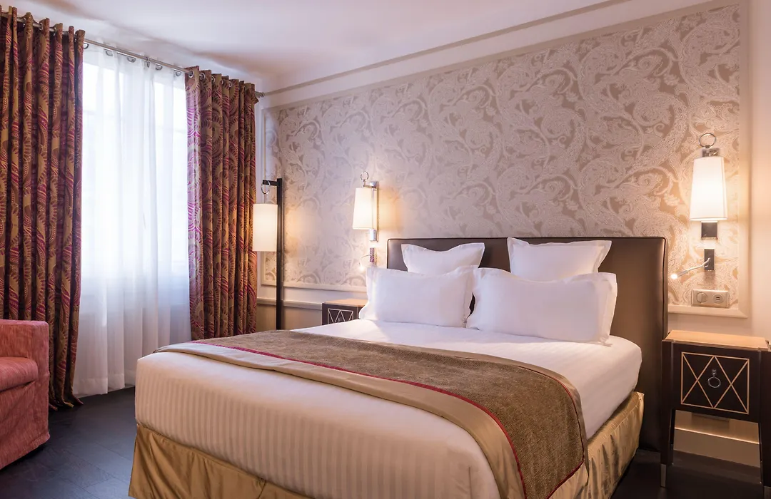 Crystal Hotel-1