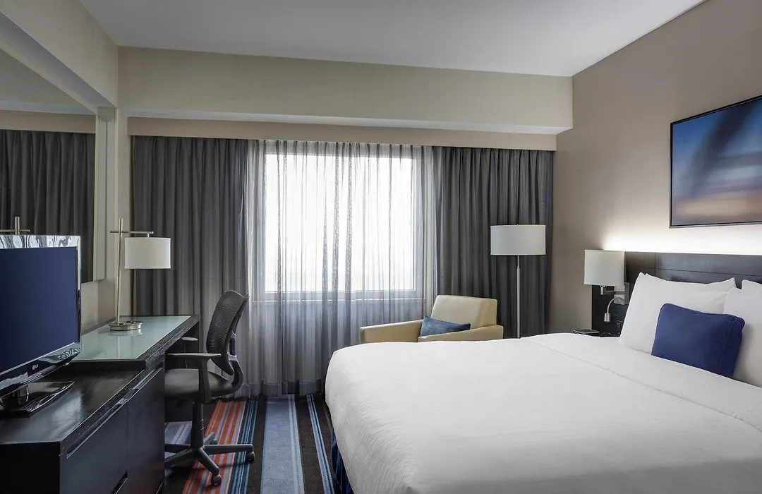 Courtyard By Marriott New York Jfk Airport-1