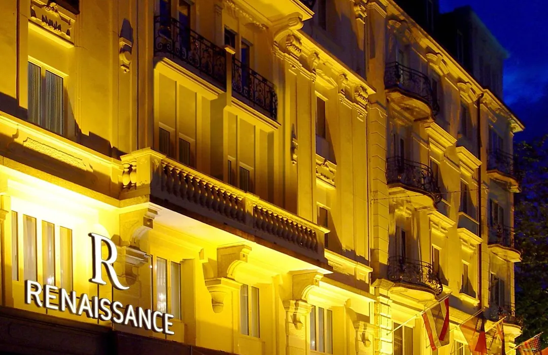 Renaissance Lucerne Hotel-1