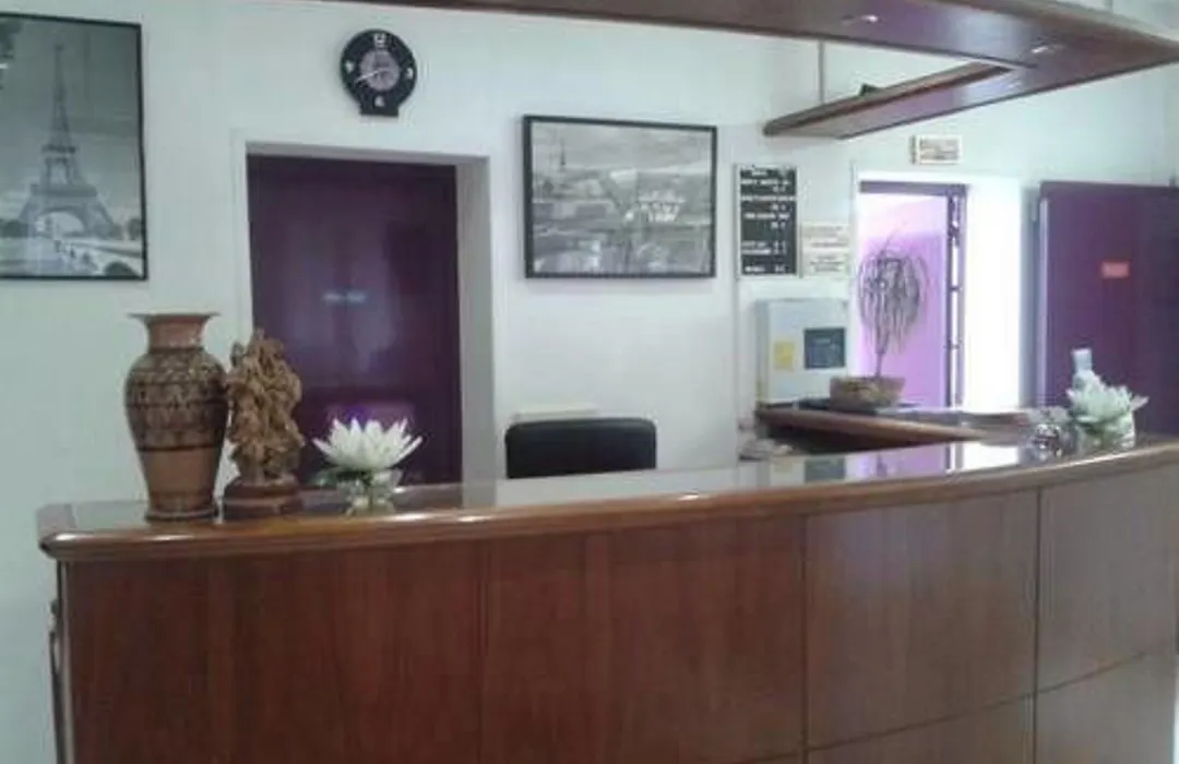 Hotel Lilas Gambetta-1