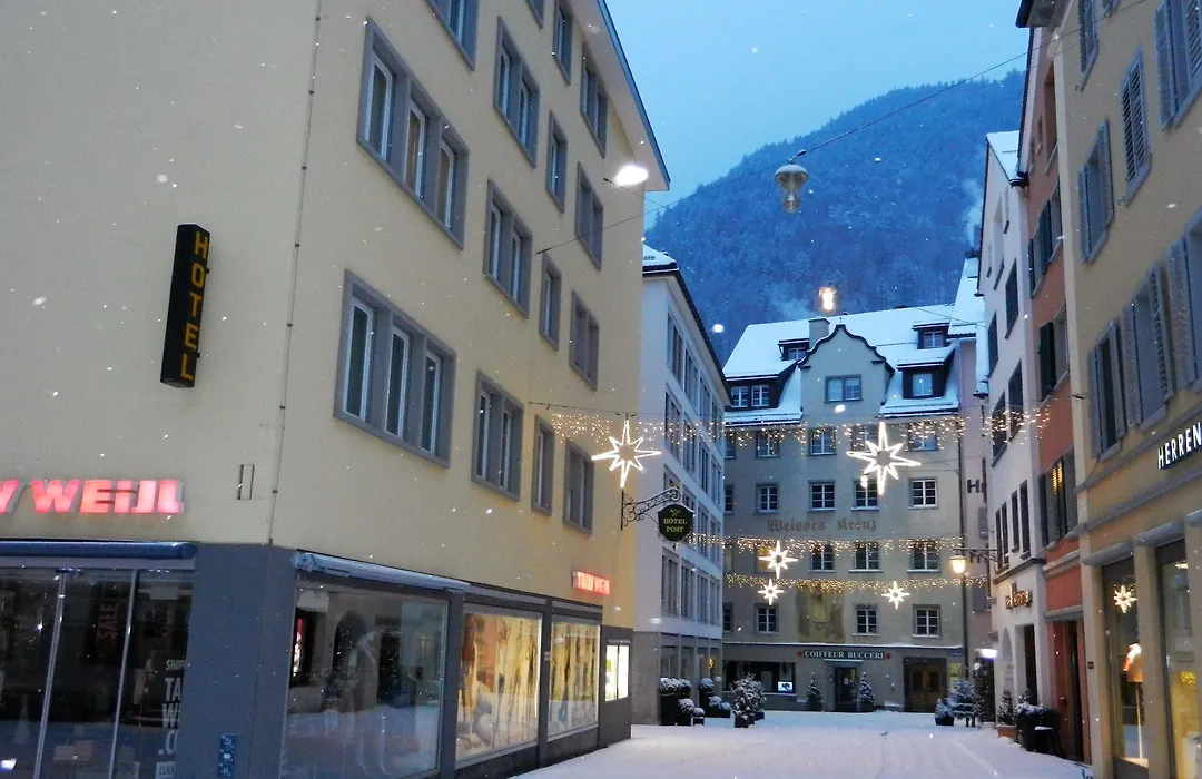 Central Hotel Post-1
