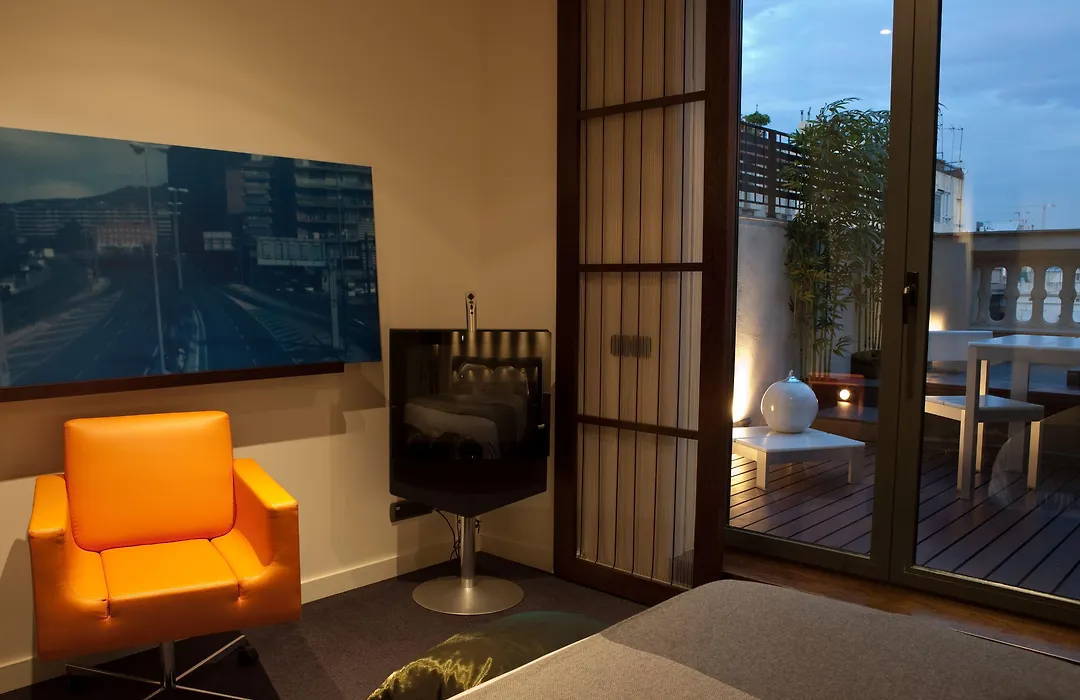 Sixtytwo Hotel-1