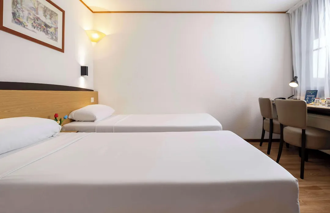 Campanile Hotel & Restaurant Venlo-1