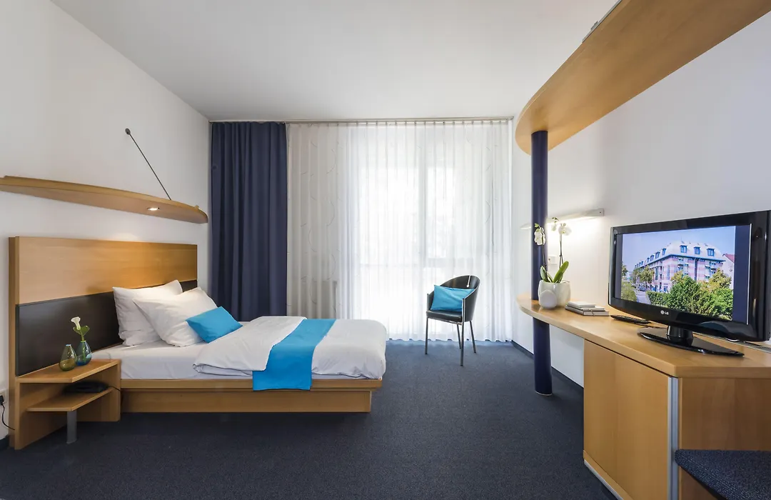 SEEhotel Friedrichshafen-1