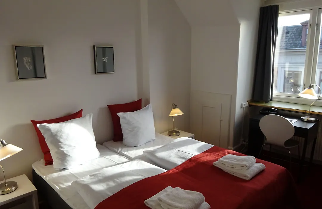 City Hotel Nebo-1