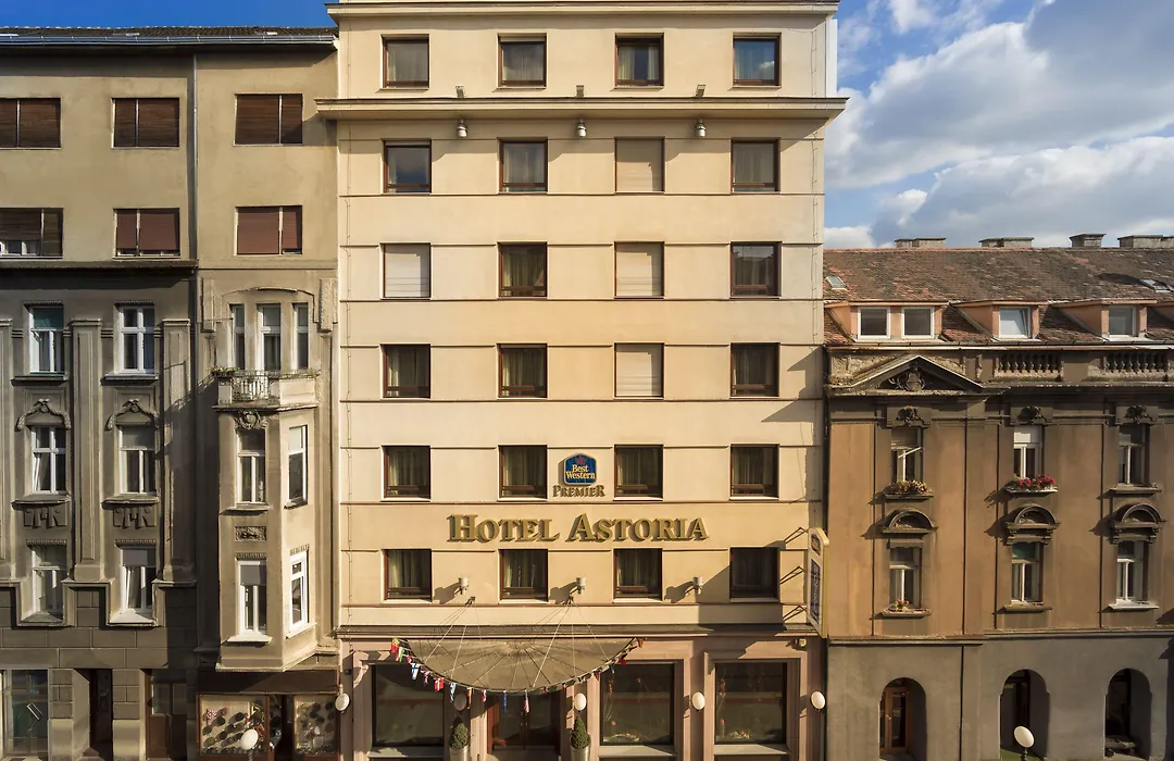 Best Western Premier Hotel Astoria-1