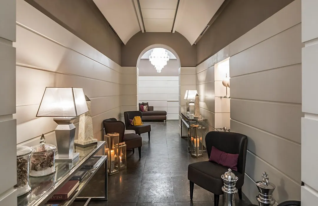 The Independent Hotel-1
