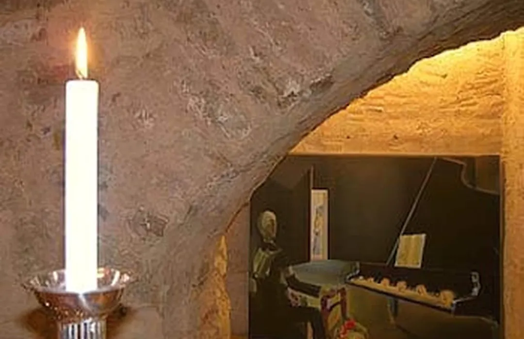 Burghotel-1