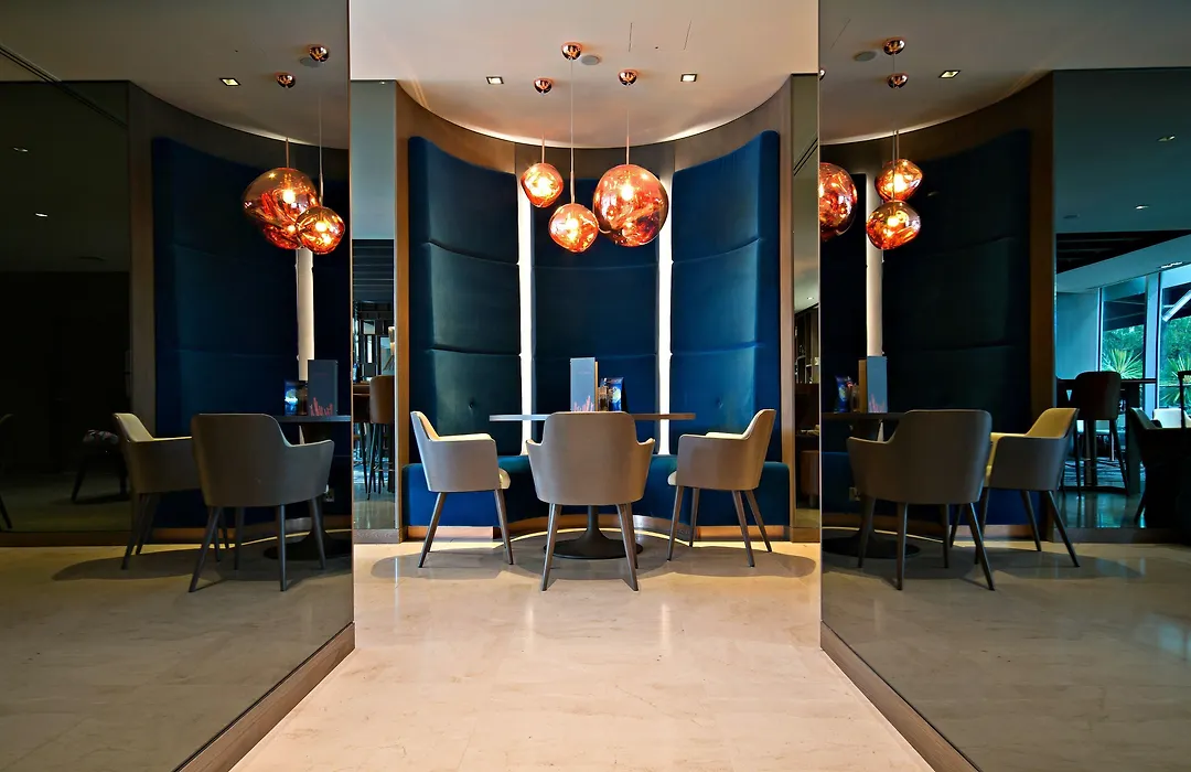 Clayton Hotel Chiswick-1