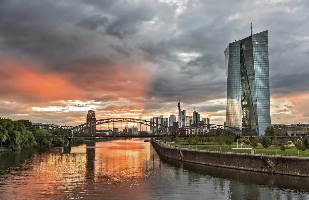 Grand Hotel Downtown - Frankfurt Central Station - Boutique Design Hotel-1