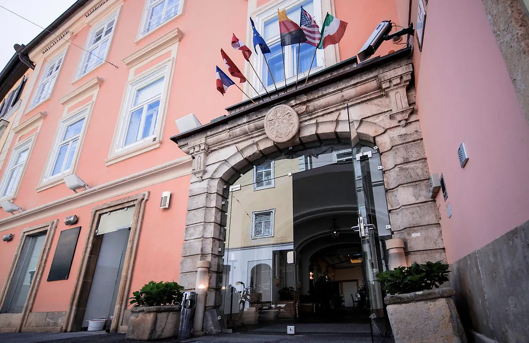 Boutique Hotel Dom - Rooms & Suites-1