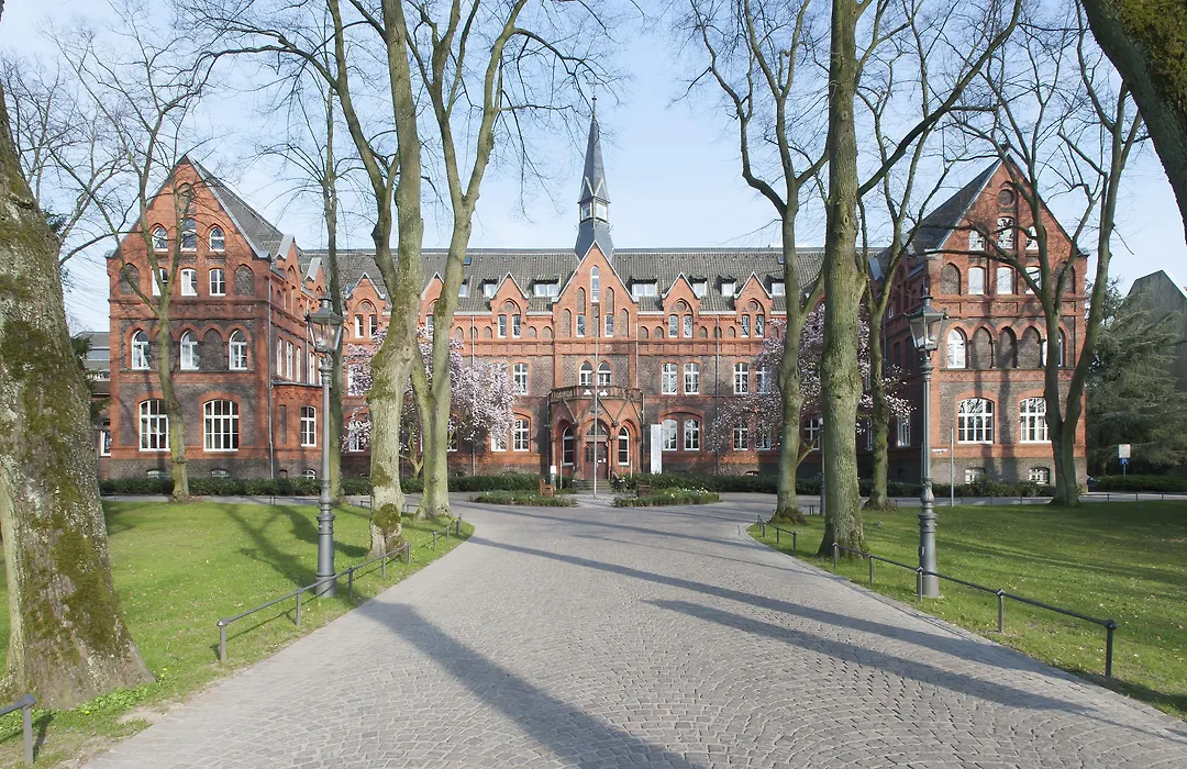 Hotel Mutterhaus Düsseldorf-1