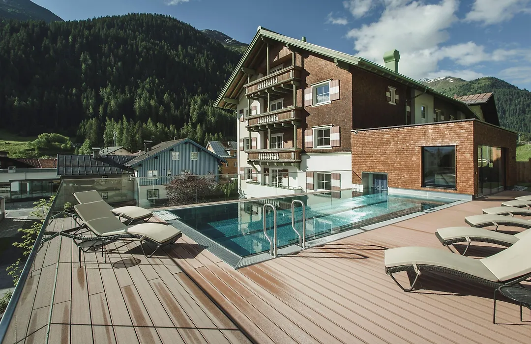 Hotel Schwarzer Adler - Sport&Spa-1