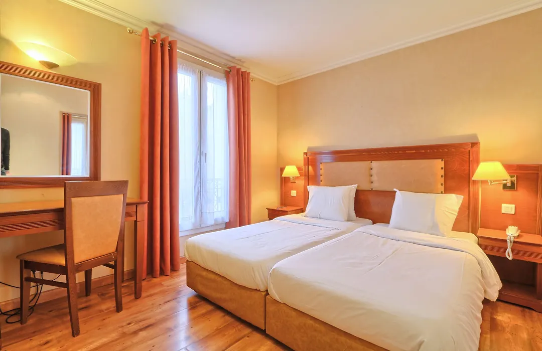 121 Paris Hotel-1