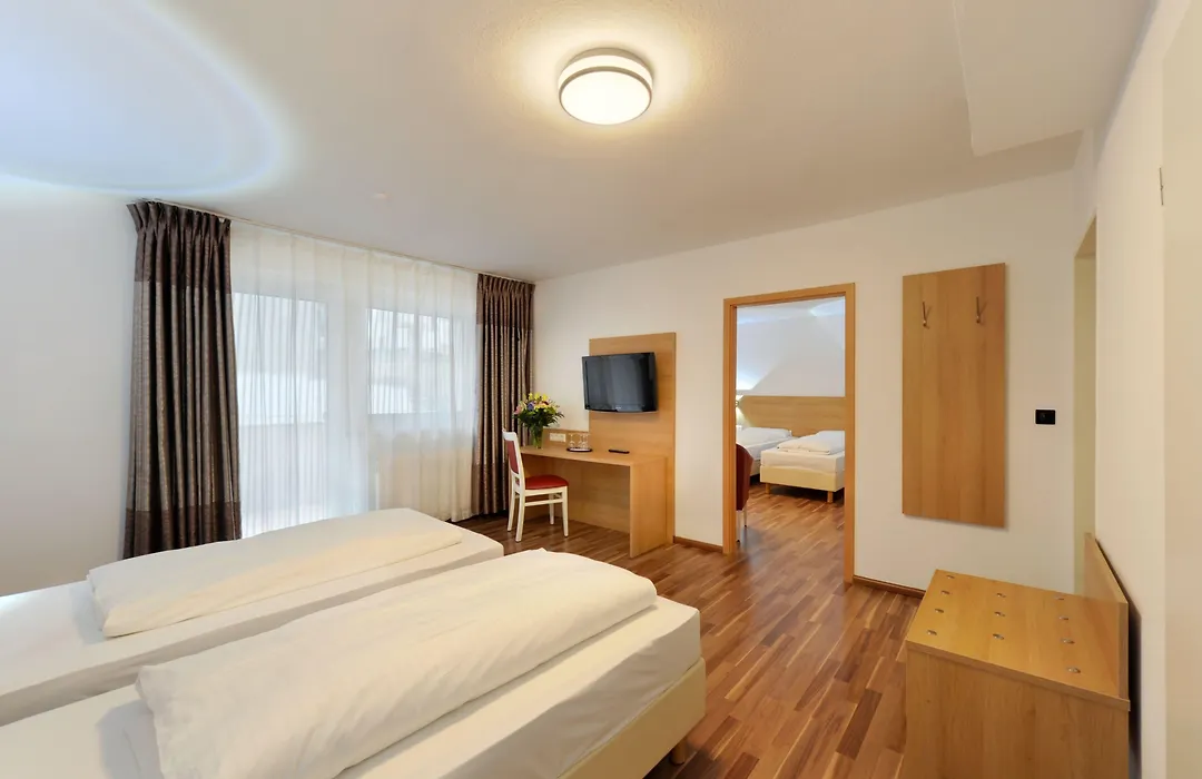 Bellevue Hotel-1