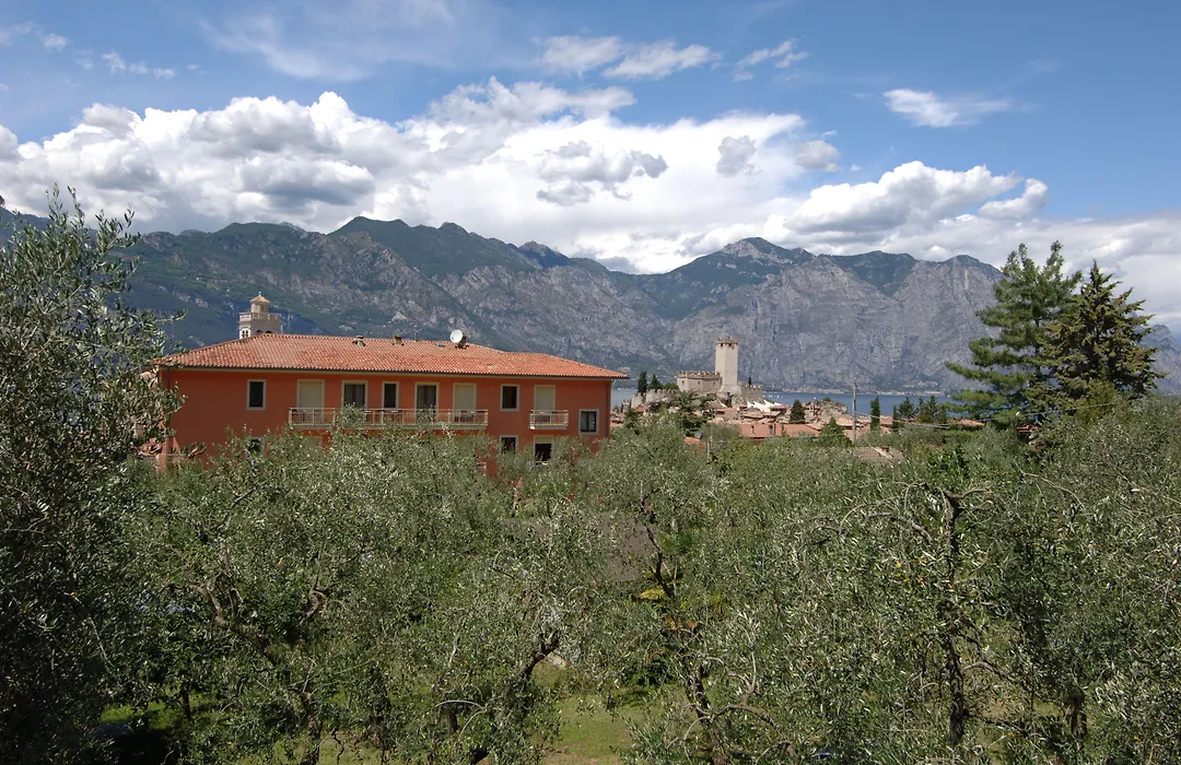 Hotel Diana-1