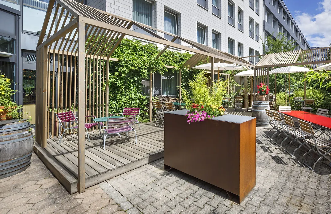 Alpenblick Bern - Kind Of A Hotel-1