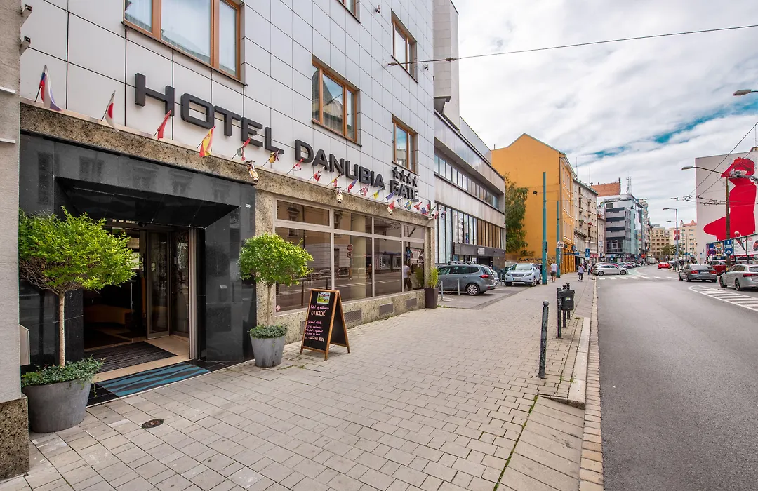 Danubia Gate Hotel-1